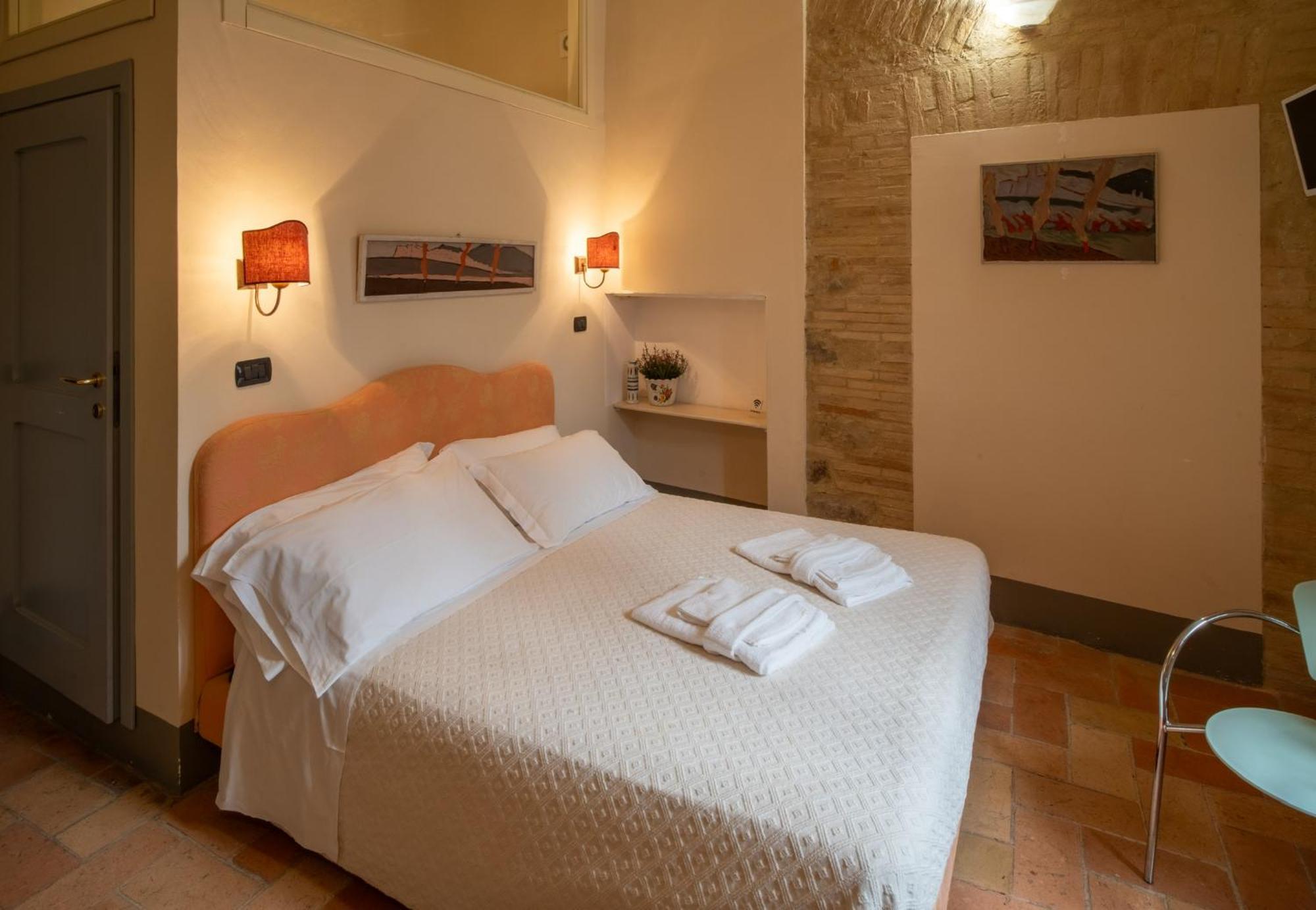 B&B Porta Perugina Bevagna ภายนอก รูปภาพ
