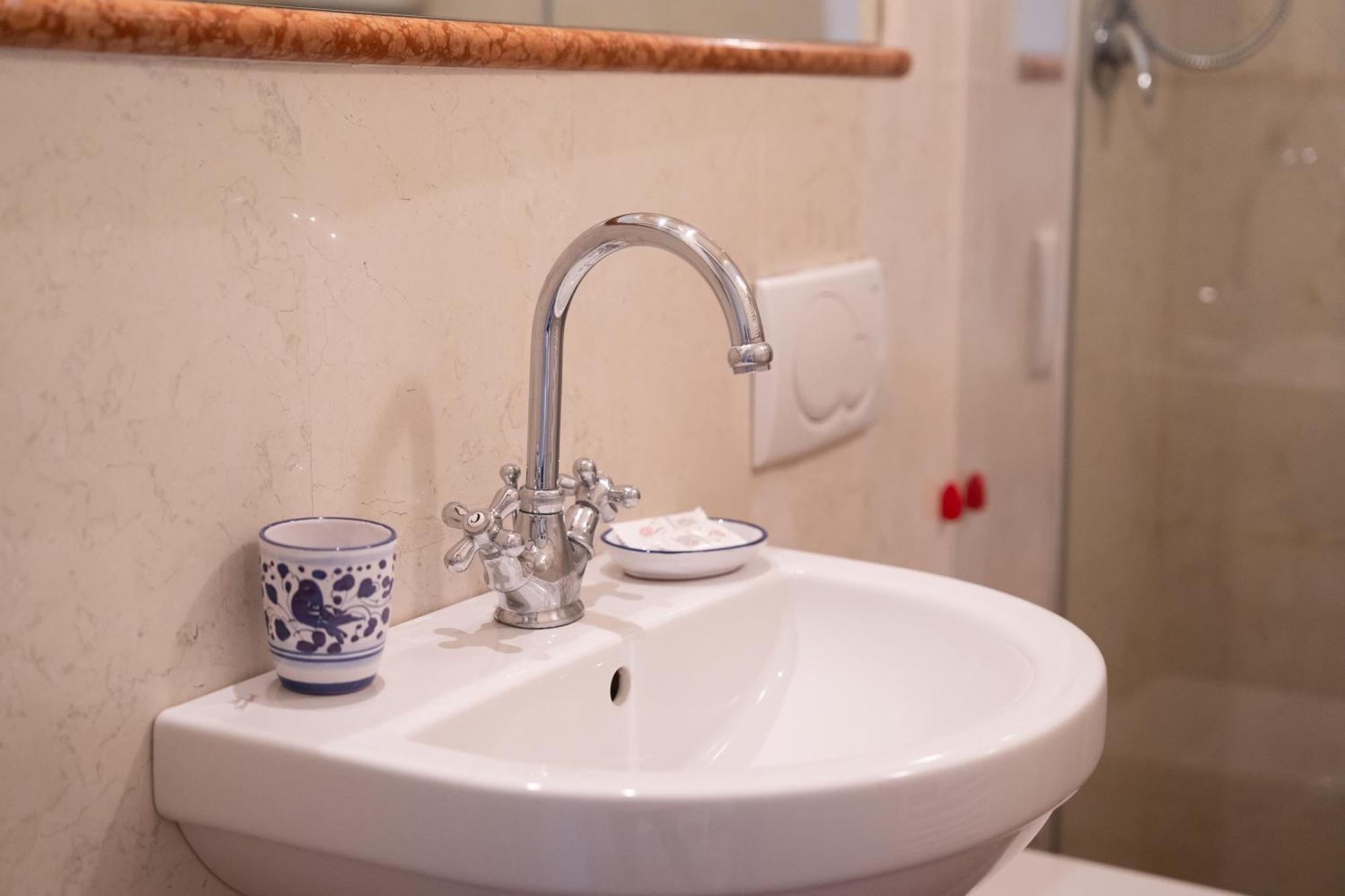 B&B Porta Perugina Bevagna ภายนอก รูปภาพ