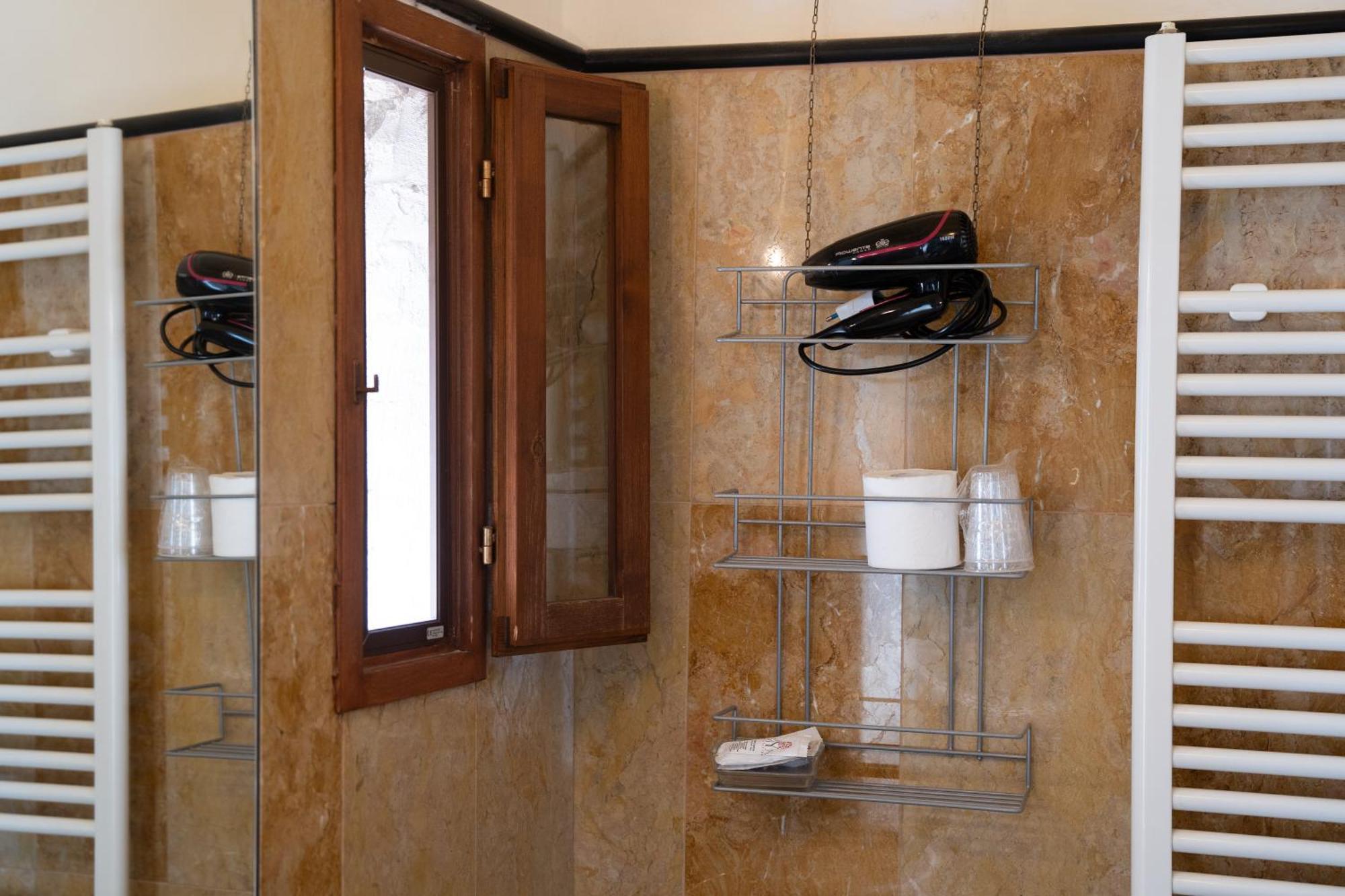 B&B Porta Perugina Bevagna ภายนอก รูปภาพ